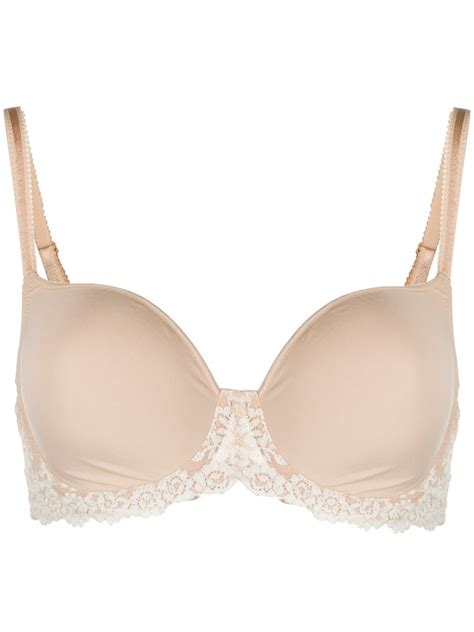 Why lift bras are a game-changer for any outfit